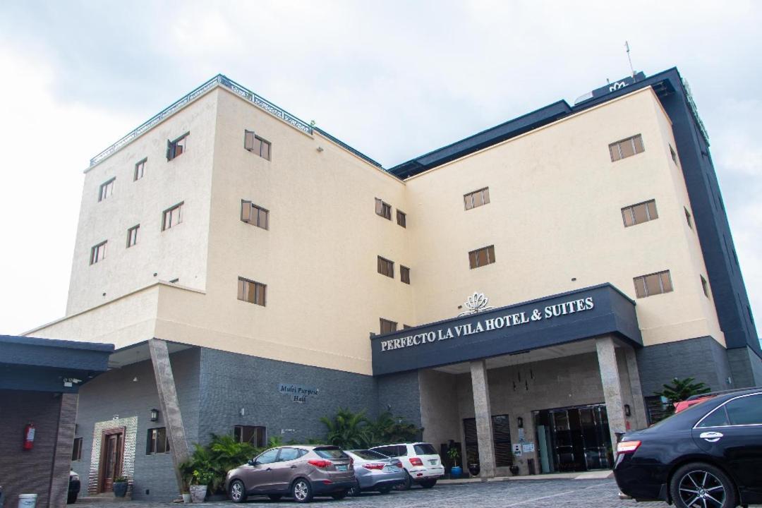 Perfecto La Villa Hotel And Suites ラゴス エクステリア 写真