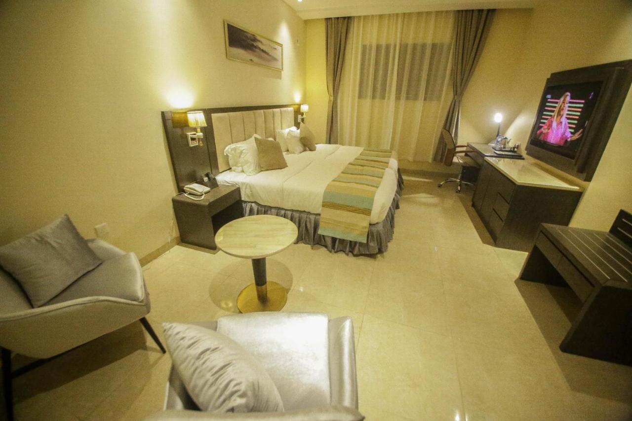 Perfecto La Villa Hotel And Suites ラゴス エクステリア 写真
