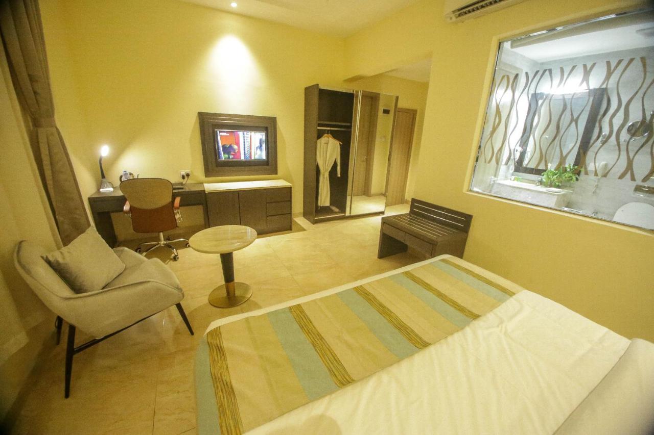 Perfecto La Villa Hotel And Suites ラゴス エクステリア 写真